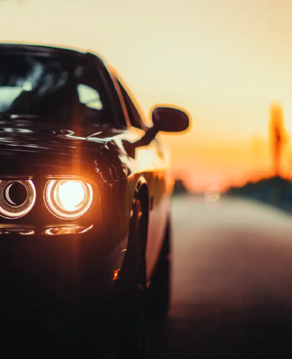 الأعمدة الخمسة لسرد القصص في كتابة نصوص السيارات